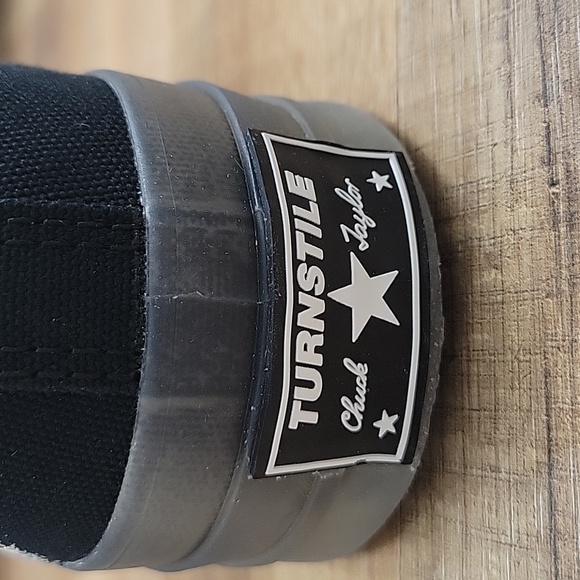 Converse high top Brand new in the box. - Picture 7 of 9